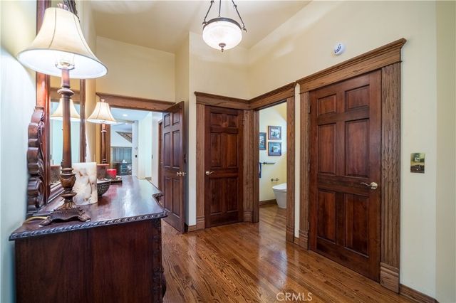 375 Berkshire Avenue, La Canada Flintridge, CA 91011