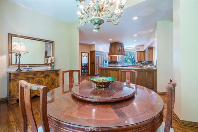 375 Berkshire Avenue, La Canada Flintridge, CA 91011