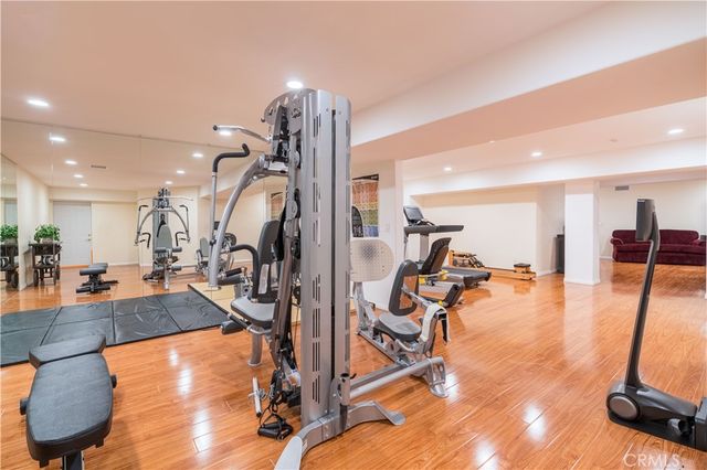375 Berkshire Avenue, La Canada Flintridge, CA 91011