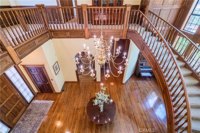 375 Berkshire Avenue, La Canada Flintridge, CA 91011