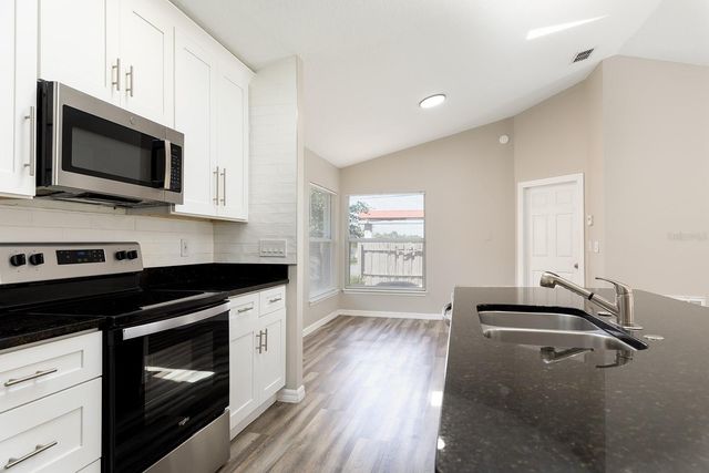 1637 N LAKEWOOD AVENUE, Ocoee, FL 34761