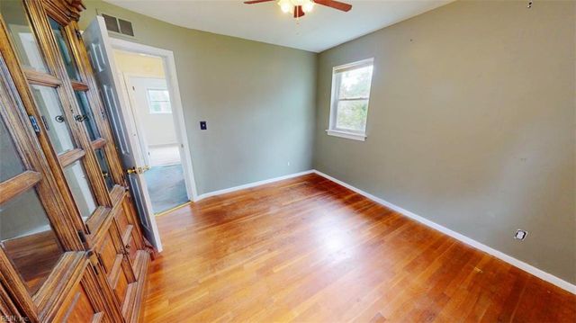 8437 Mona AVE, Norfolk, VA 23518