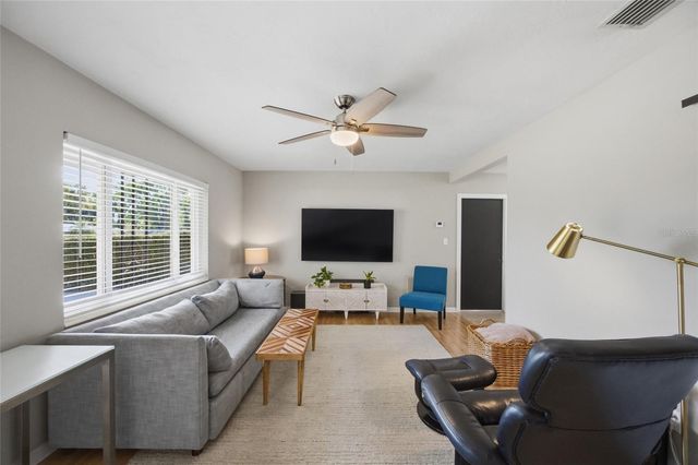 5275 32ND AVENUE N, St Petersburg, FL 33710