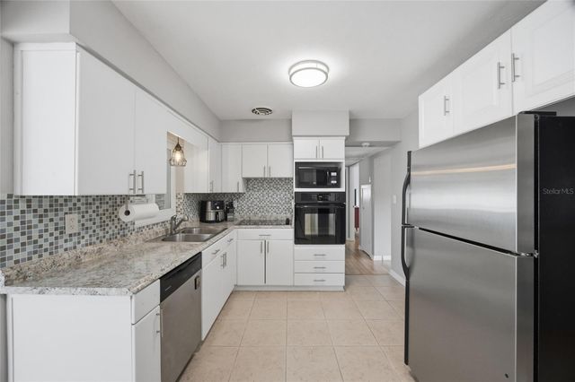 5275 32ND AVENUE N, St Petersburg, FL 33710