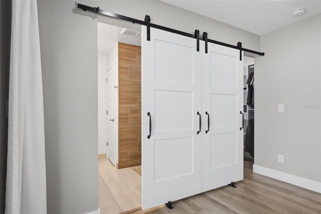 5275 32ND AVENUE N, St Petersburg, FL 33710