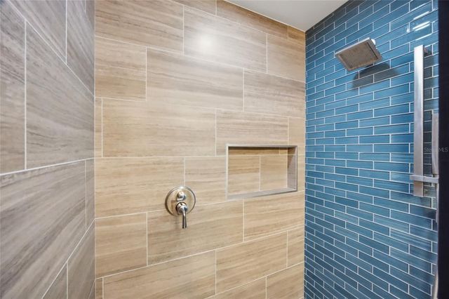 5275 32ND AVENUE N, St Petersburg, FL 33710