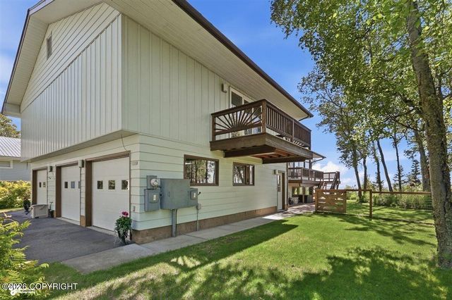 1517 Toyon Way, Kenai, AK 99611
