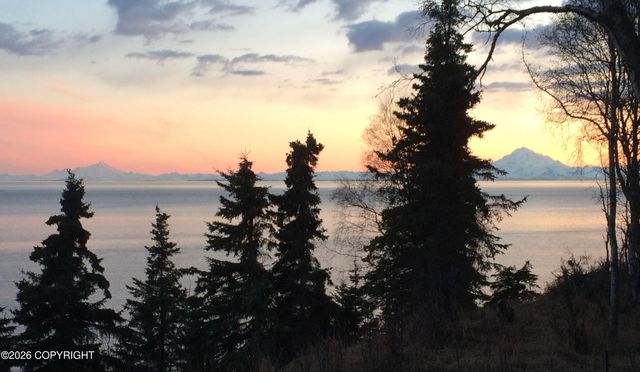 1517 Toyon Way, Kenai, AK 99611