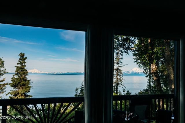 1517 Toyon Way, Kenai, AK 99611