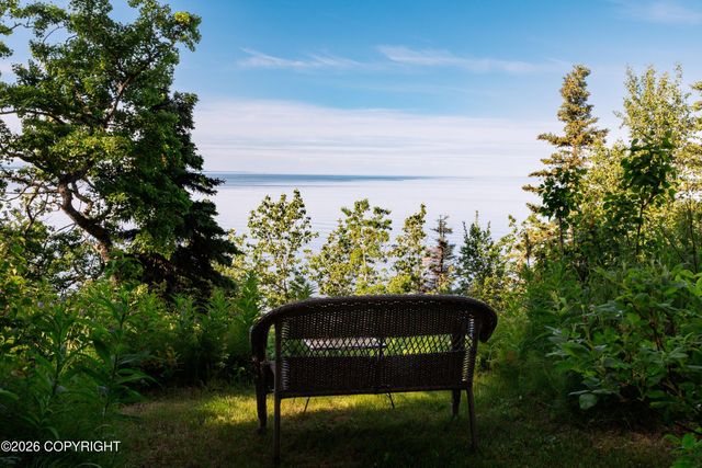 1517 Toyon Way, Kenai, AK 99611