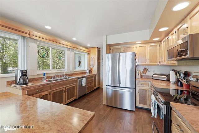 1517 Toyon Way, Kenai, AK 99611