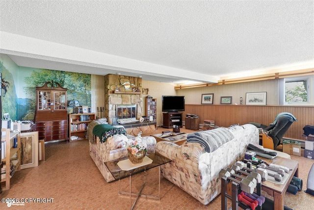 1517 Toyon Way, Kenai, AK 99611