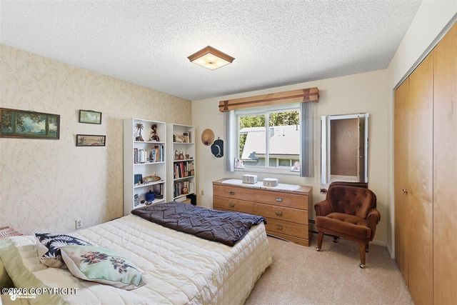 1517 Toyon Way, Kenai, AK 99611