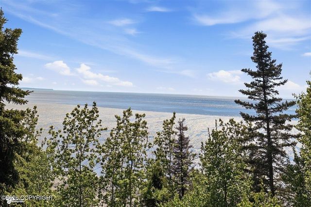 1517 Toyon Way, Kenai, AK 99611