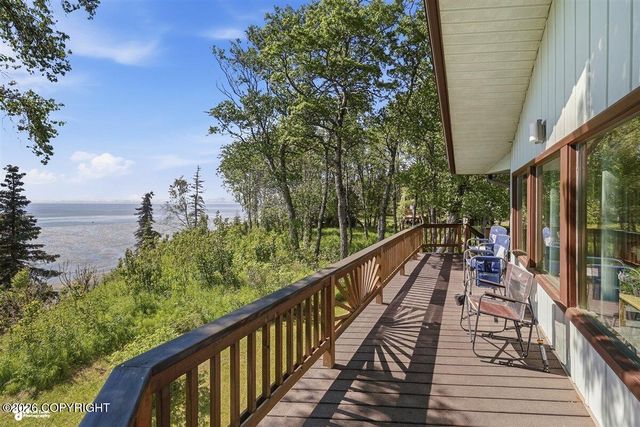 1517 Toyon Way, Kenai, AK 99611