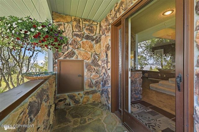 1517 Toyon Way, Kenai, AK 99611