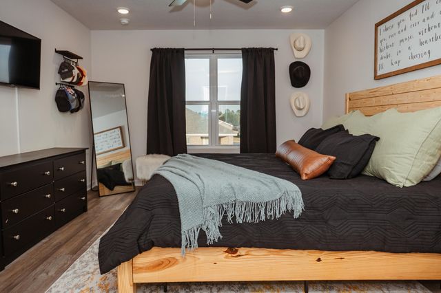 4605 Naval Court, Crestview, FL 32539