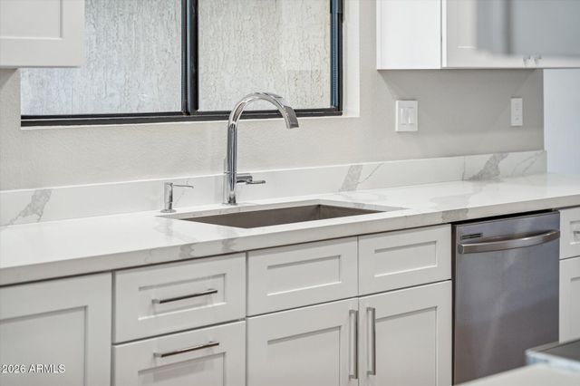 20826 N GABLE HILL Drive, Sun City West, AZ 85375