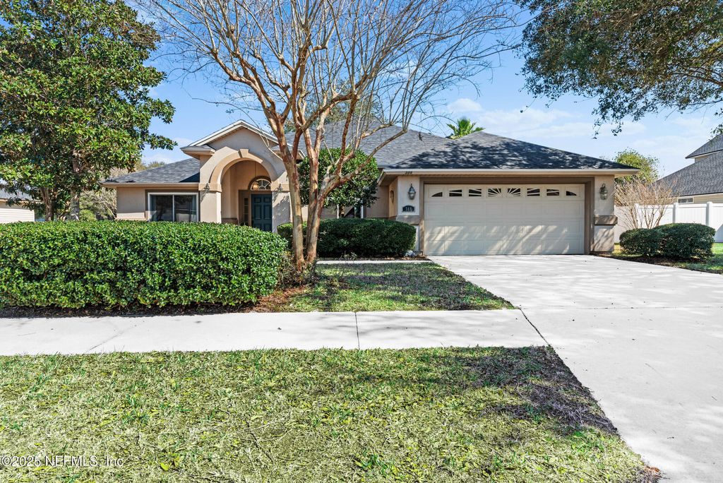 388 MARTIN LAKES Drive W, Jacksonville, FL 32220