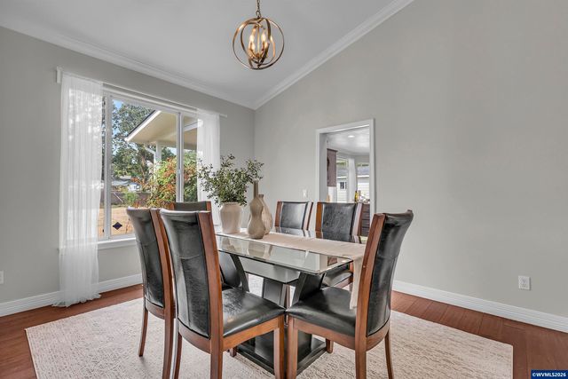 2775 Wallace Hills Ct NW, Salem, OR 97305