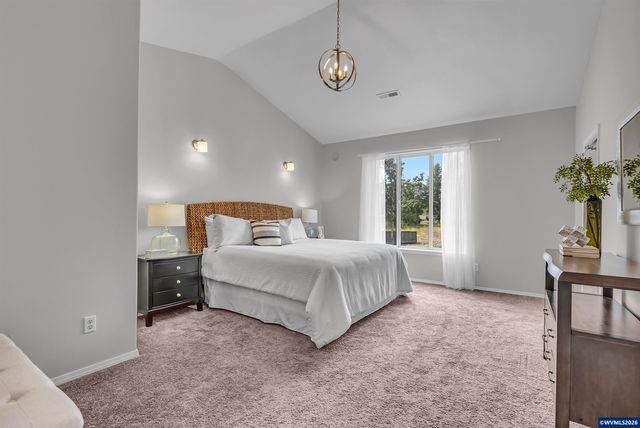 2775 Wallace Hills Ct NW, Salem, OR 97305