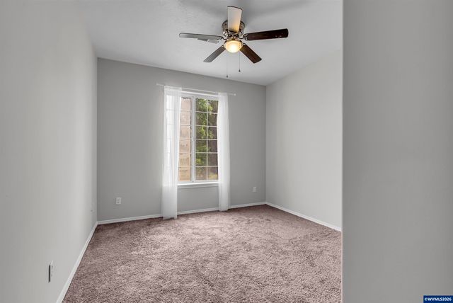 2775 Wallace Hills Ct NW, Salem, OR 97305