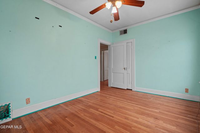 715 CINCINNATI Avenue, El Paso, TX 79902