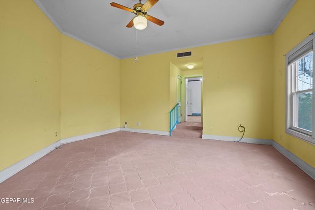 715 CINCINNATI Avenue, El Paso, TX 79902