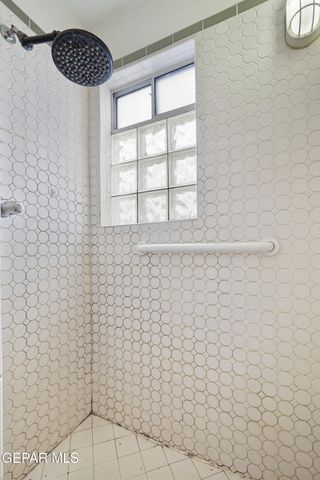 715 CINCINNATI Avenue, El Paso, TX 79902