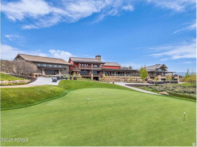 9452 N VALE CIR, Kamas, UT 84036