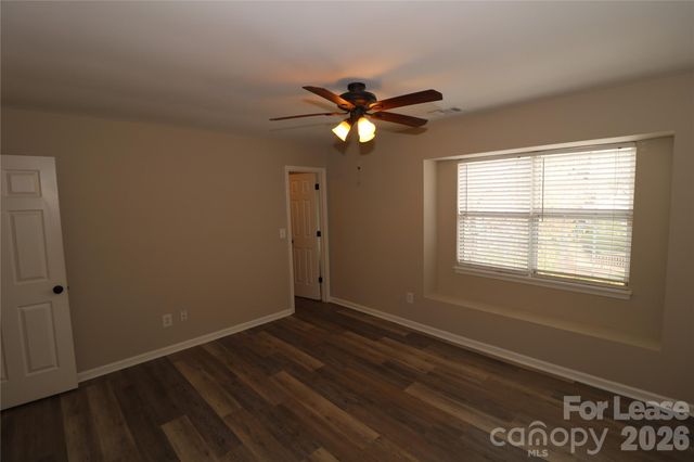 5878 Prescott Court, Charlotte, NC 28269