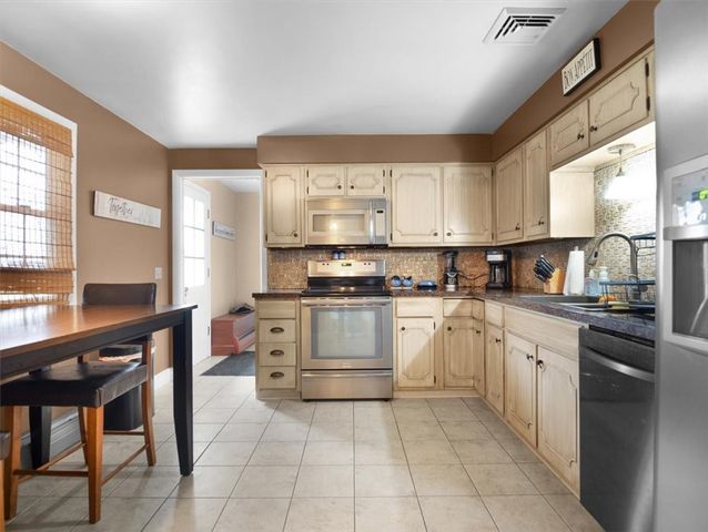 6630 Hill Road, Sodus, NY 14551