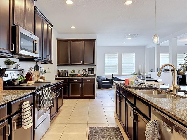 10457 WATERSTONE DRIVE, Riverview, FL 33578