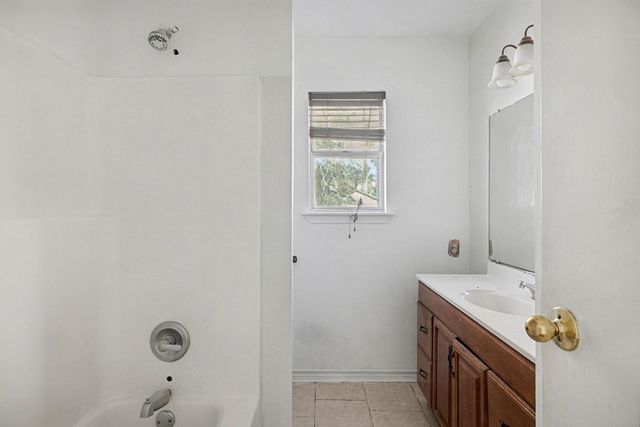 12215 Myrtle Avenue, Crosby, TX 77532