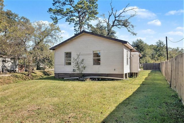 12215 Myrtle Avenue, Crosby, TX 77532