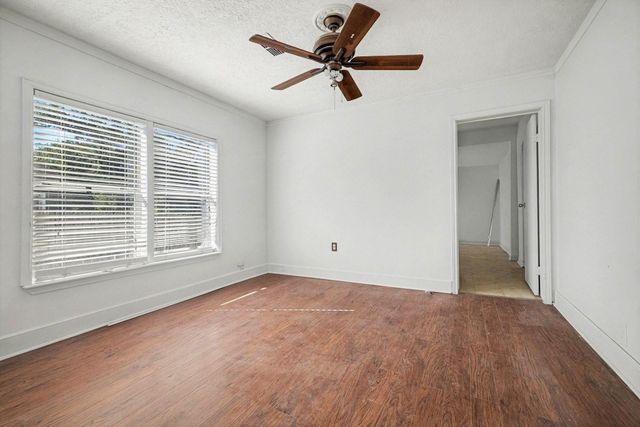 12215 Myrtle Avenue, Crosby, TX 77532