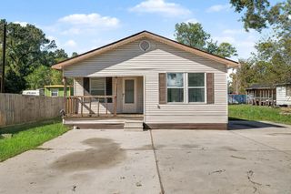 12215 Myrtle Avenue, Crosby, TX 77532