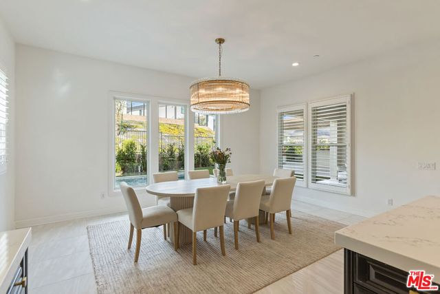 11734 N Manchester Way, Porter Ranch, CA 91326