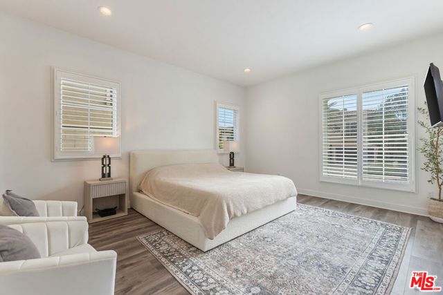 11734 N Manchester Way, Porter Ranch, CA 91326