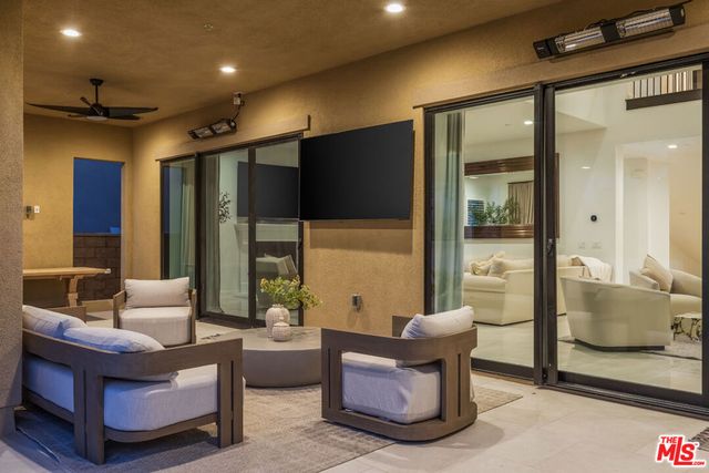 11734 N Manchester Way, Porter Ranch, CA 91326