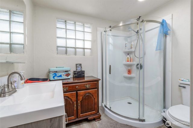 102 & 104 9th Street SW, Puyallup, WA 98371