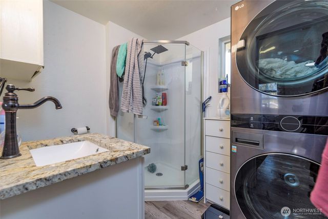 102 & 104 9th Street SW, Puyallup, WA 98371