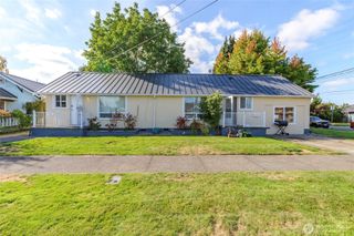 102 & 104 9th Street SW, Puyallup, WA 98371