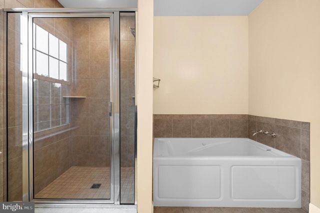 7802 CHEVALIER CT, Severn, MD 21144