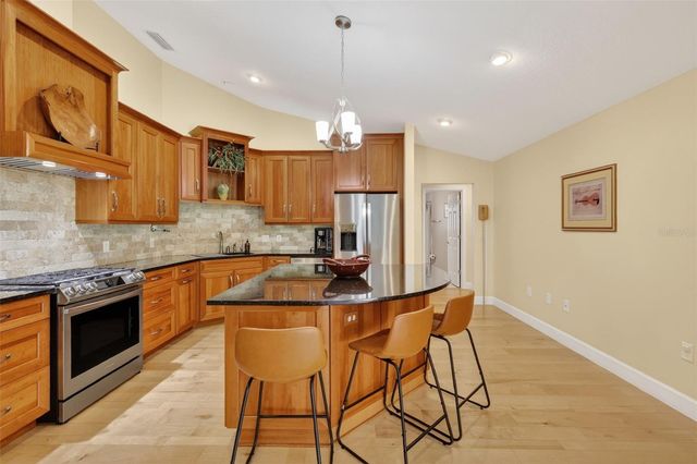 1200 MARSHALL COURT, Eustis, FL 32726