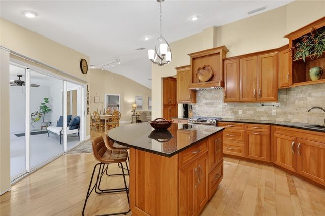 1200 MARSHALL COURT, Eustis, FL 32726