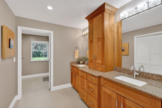 1200 MARSHALL COURT, Eustis, FL 32726