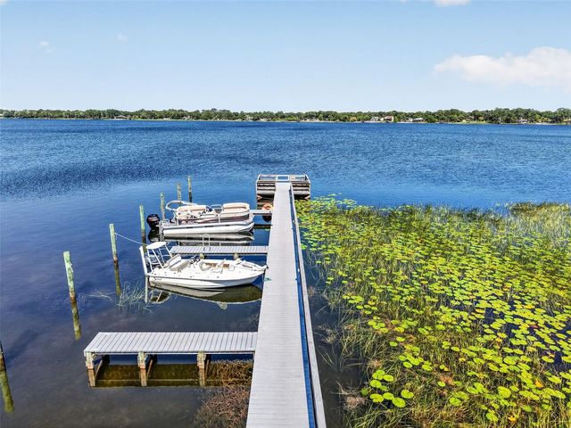 1200 MARSHALL COURT, Eustis, FL 32726
