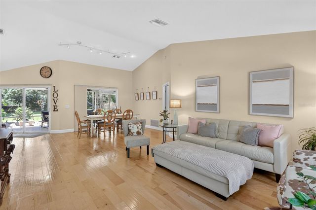 1200 MARSHALL COURT, Eustis, FL 32726