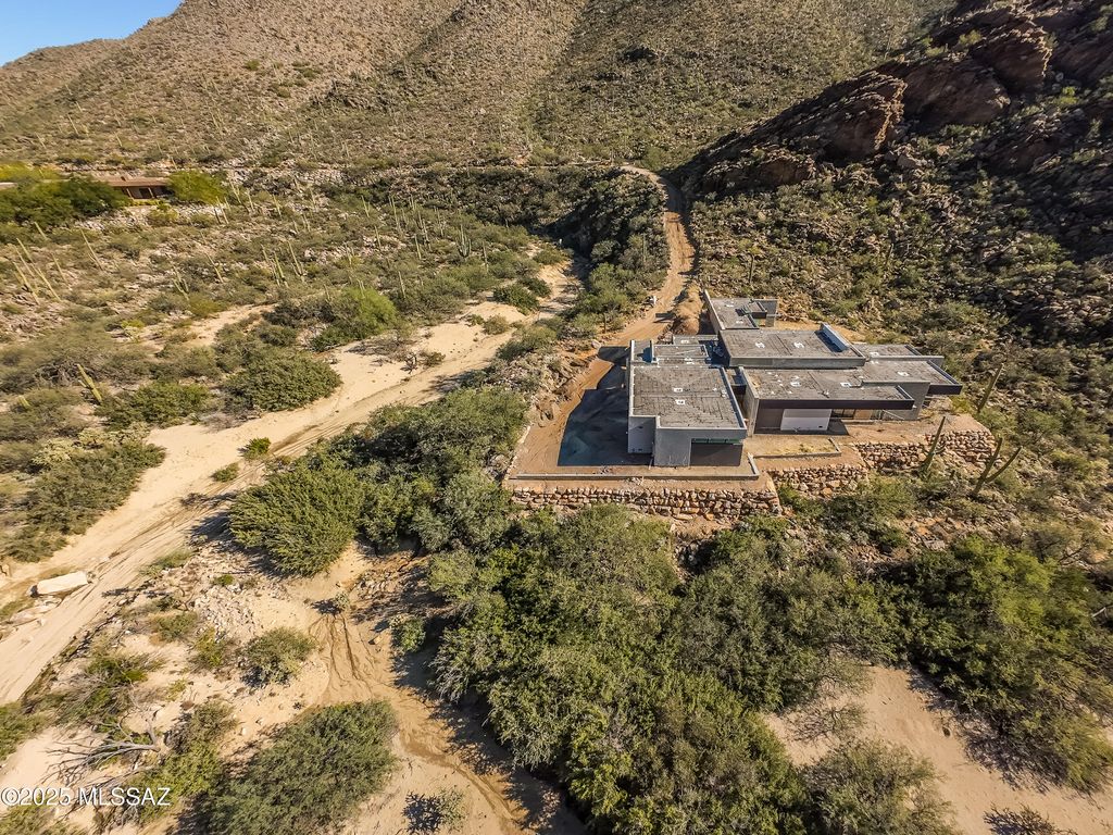 14663 N Silent Spring Place, Marana, AZ 85658